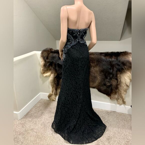 New Stunning Black Floral Lace Beaded Strapless Mermaid Gown - Picture 9 of 13